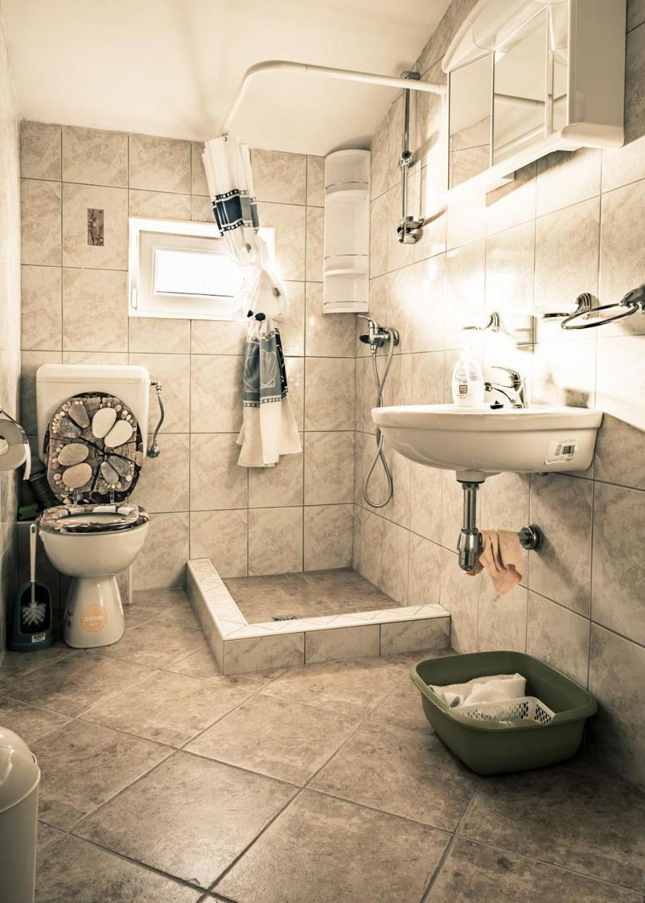 Apartment Toma Lukovo Sugarje Ngoại thất bức ảnh